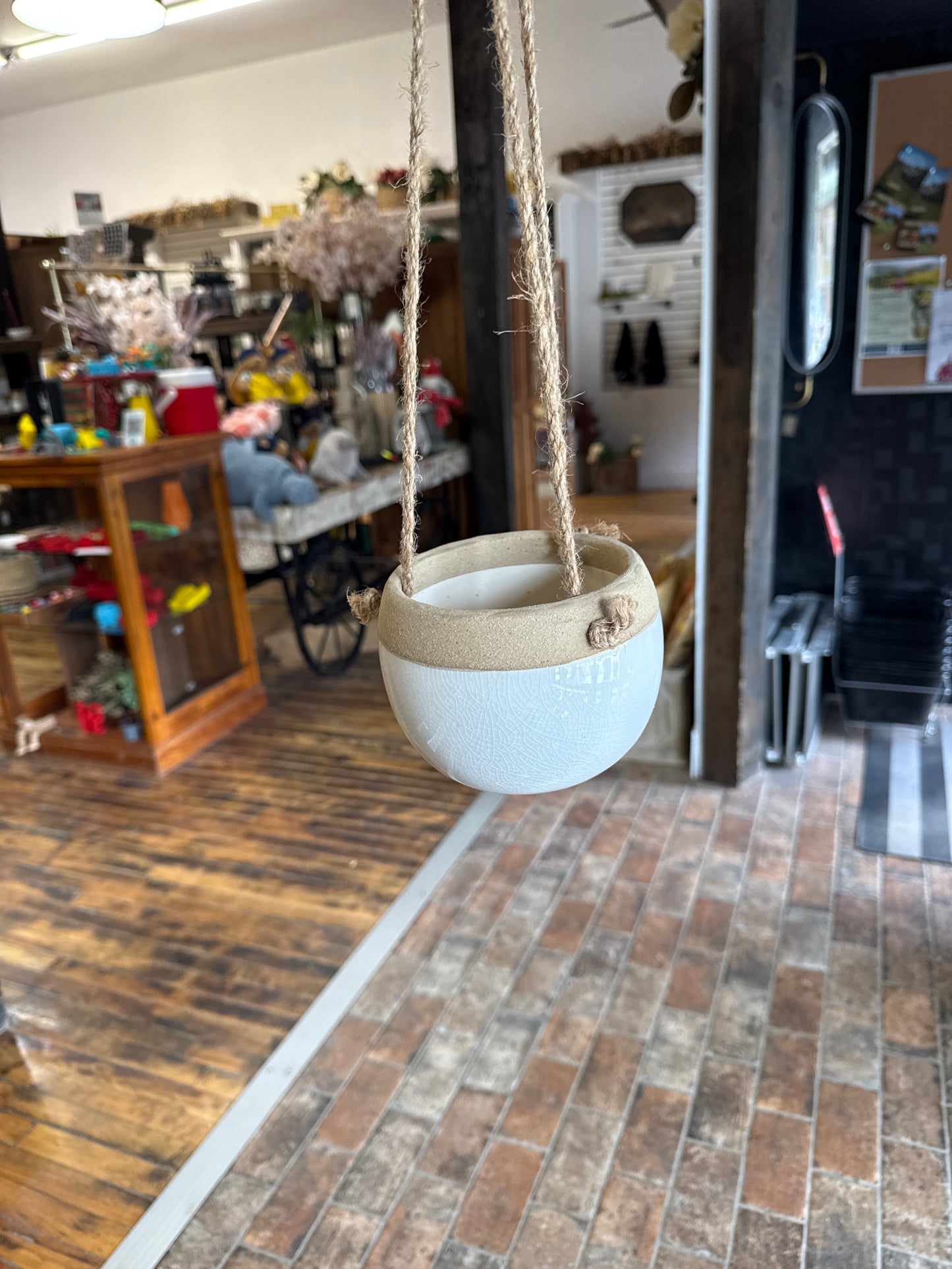 Hanging planter