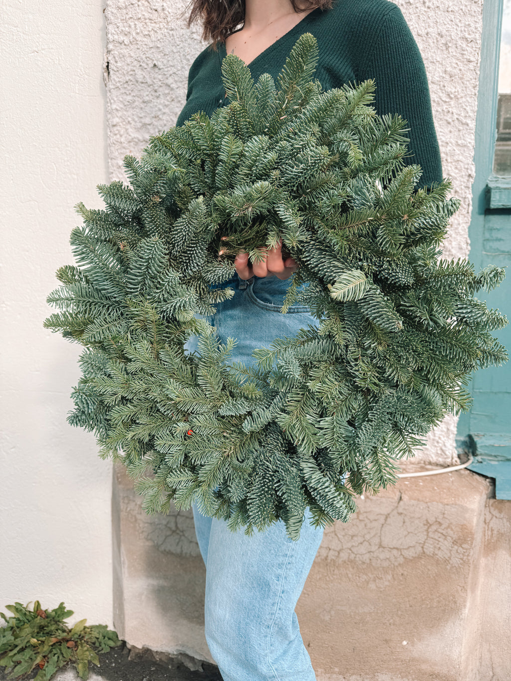 Wreath: Noble Fir, Green, 18 in